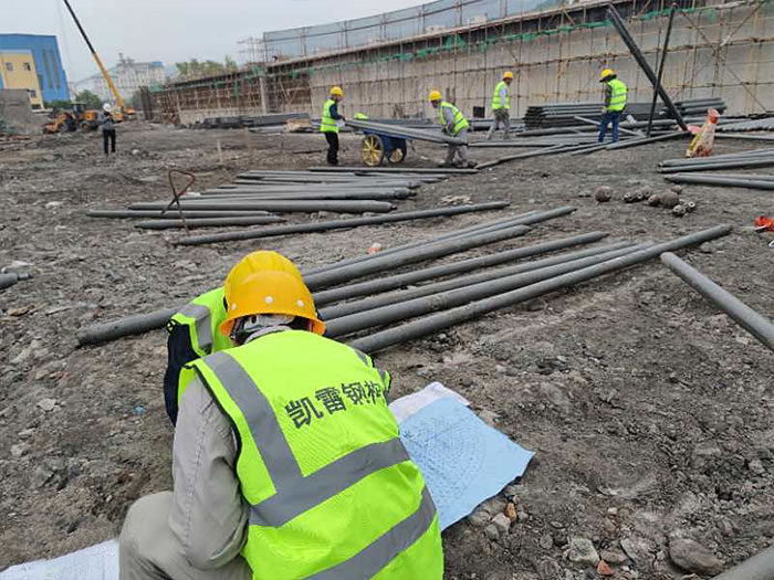 抚顺螺栓球网架结构